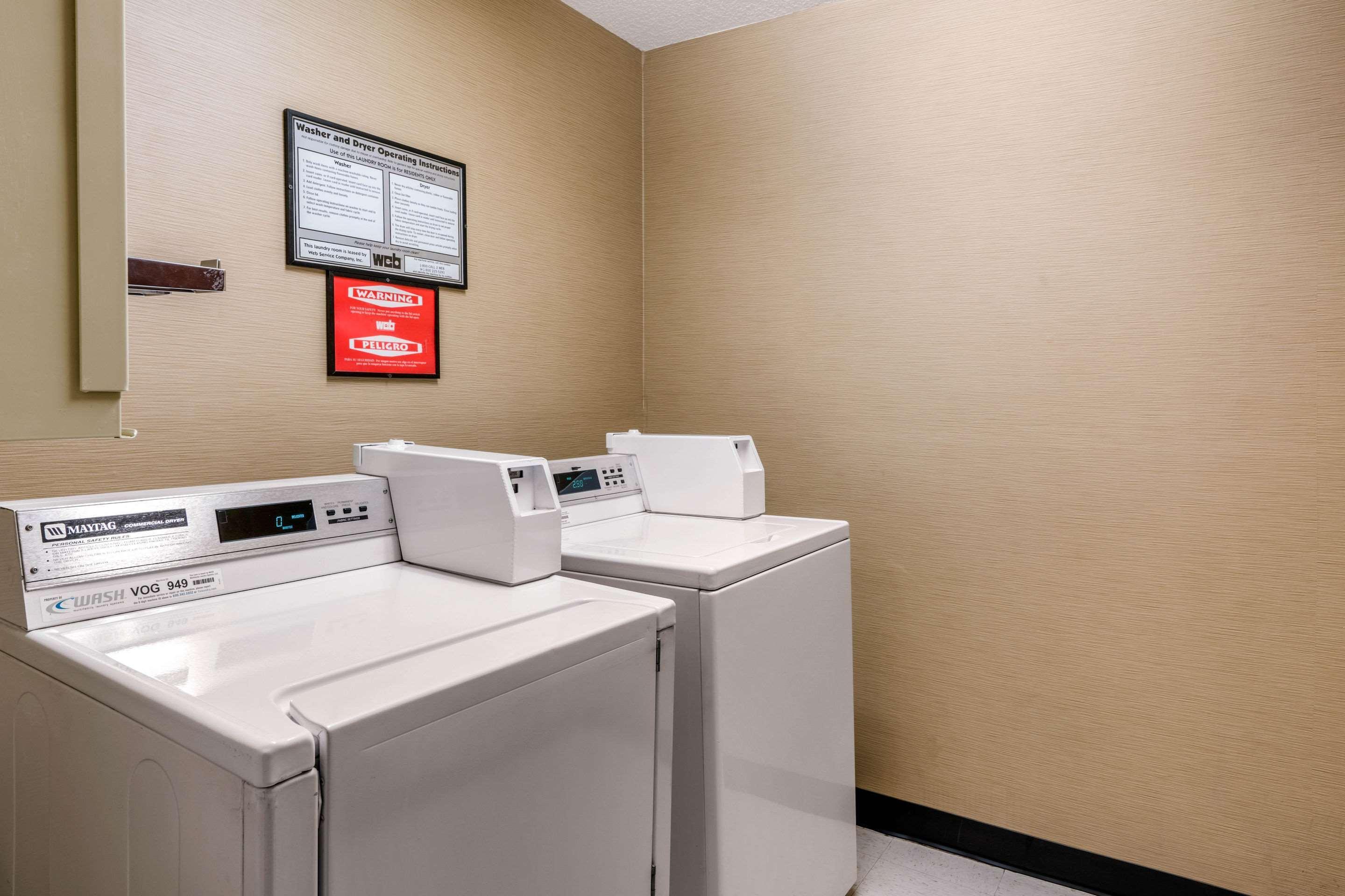 Comfort Inn Lathrop Stockton Airport Екстер'єр фото