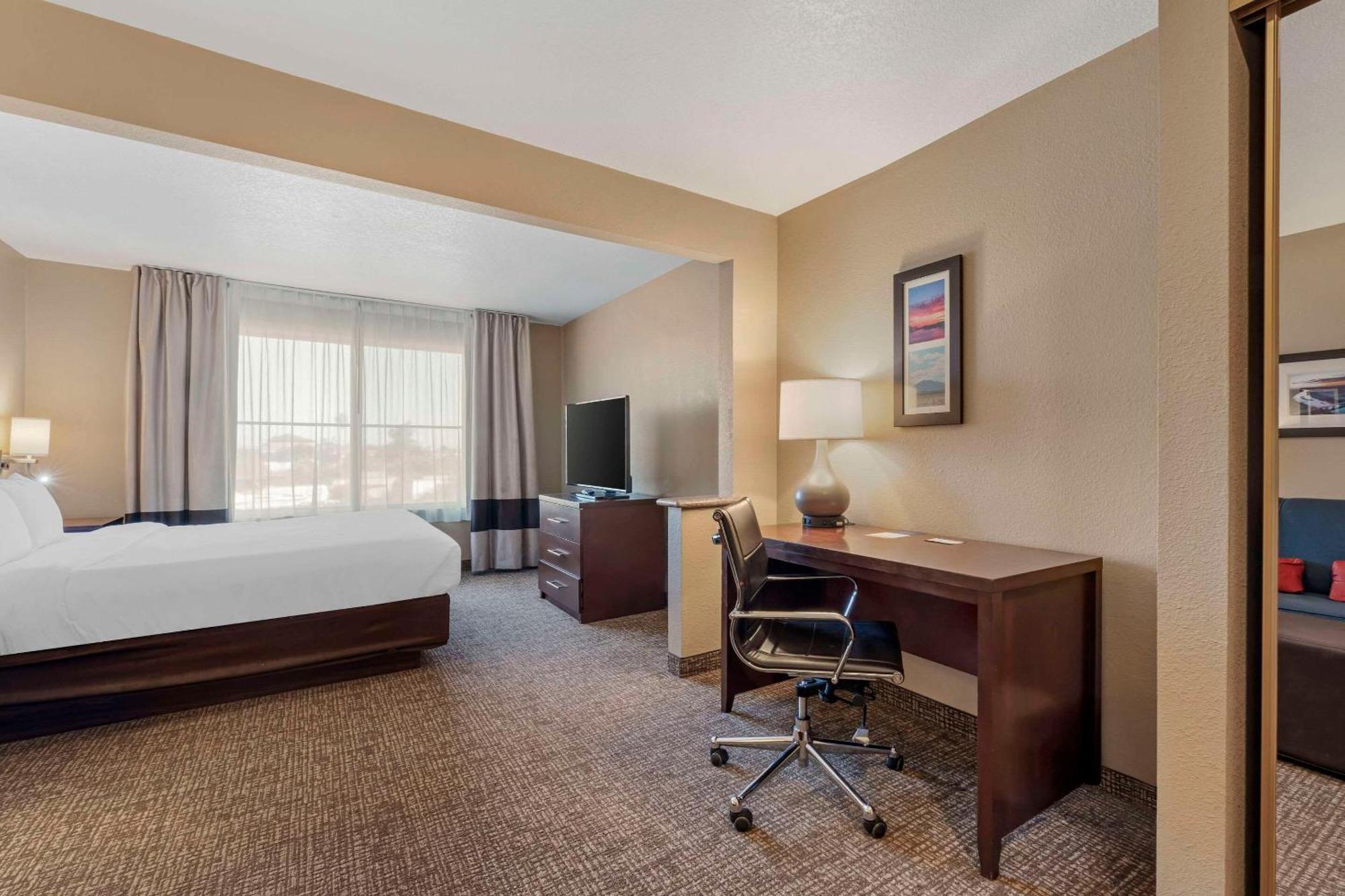 Comfort Inn Lathrop Stockton Airport Екстер'єр фото