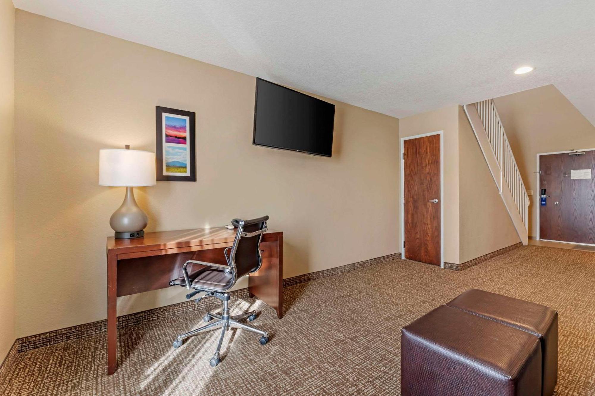 Comfort Inn Lathrop Stockton Airport Екстер'єр фото